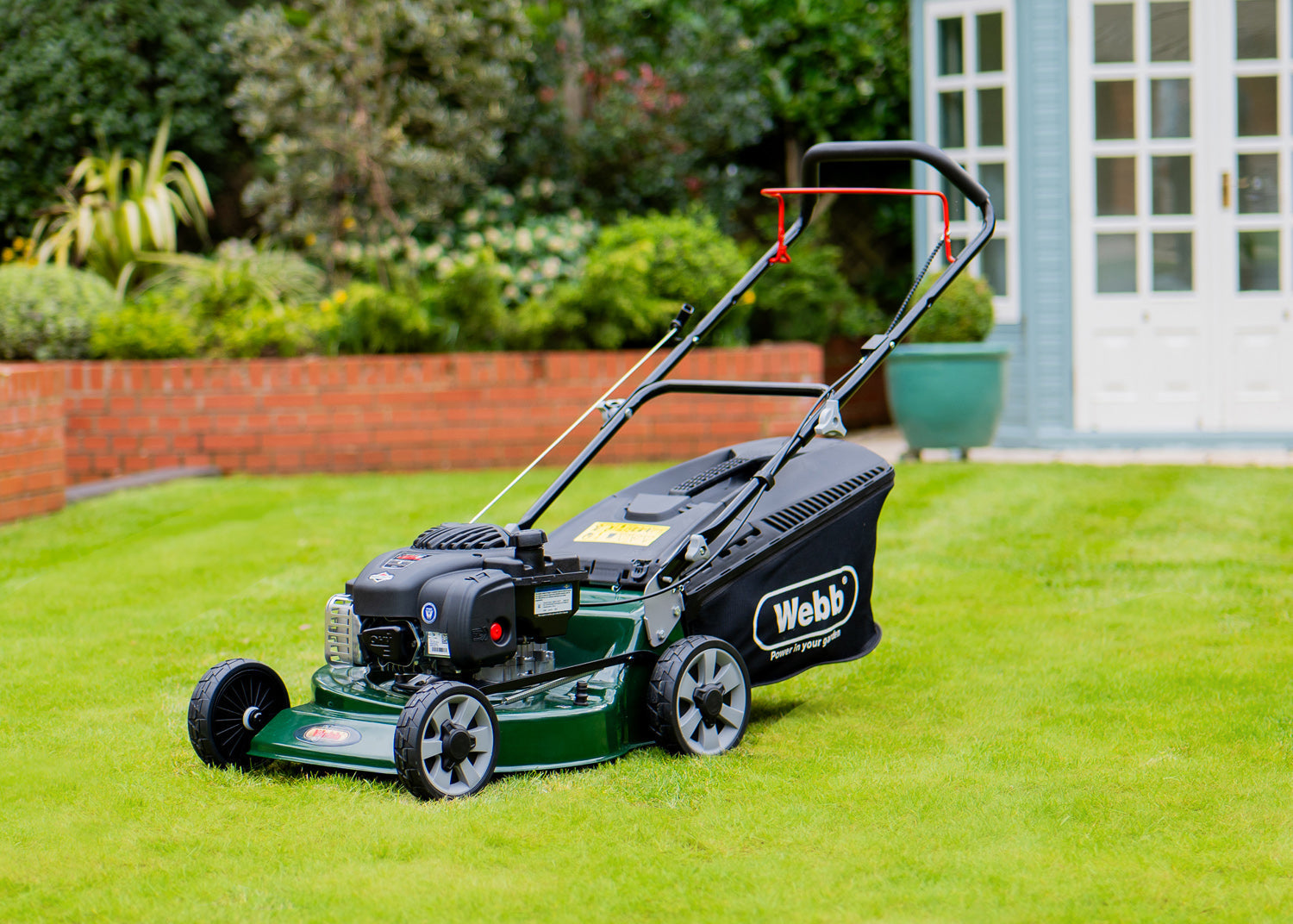 Everything you need to know about petrol lawn mowers