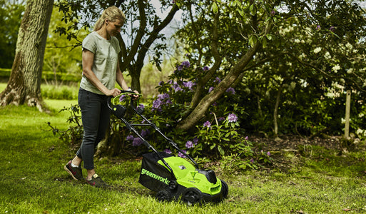 GreenWorks Scarifiers & Dethatchers