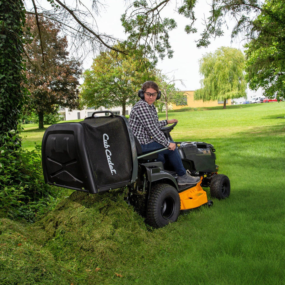 Cub Cadet LT3 R102 Force Series 102cm Hydrostatic Rear Collect Lawn Tractor