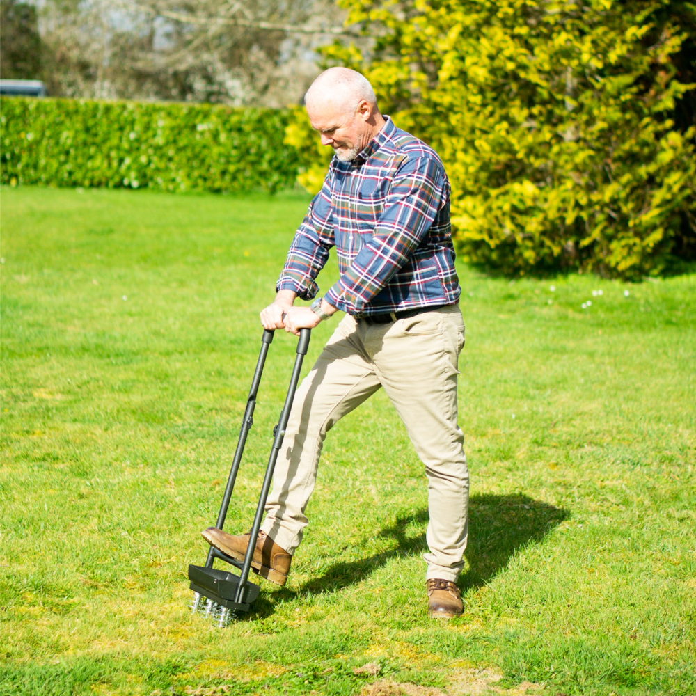 The Handy THHTA Hollow Tine Aerator