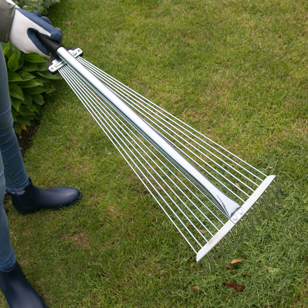 Wilkinson Sword Adjustable Lawn Rake 1111219W
