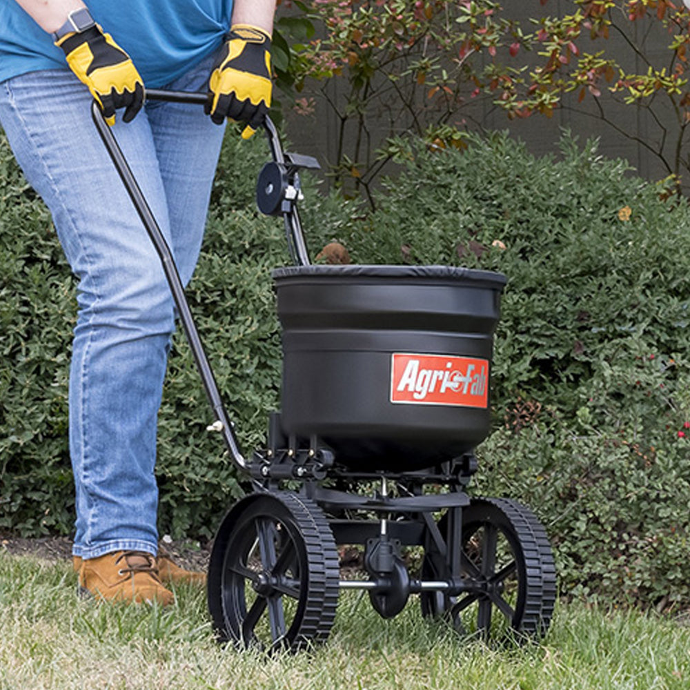 Agri-Fab 45-0566 22kg Deluxe Push Broadcast Spreader