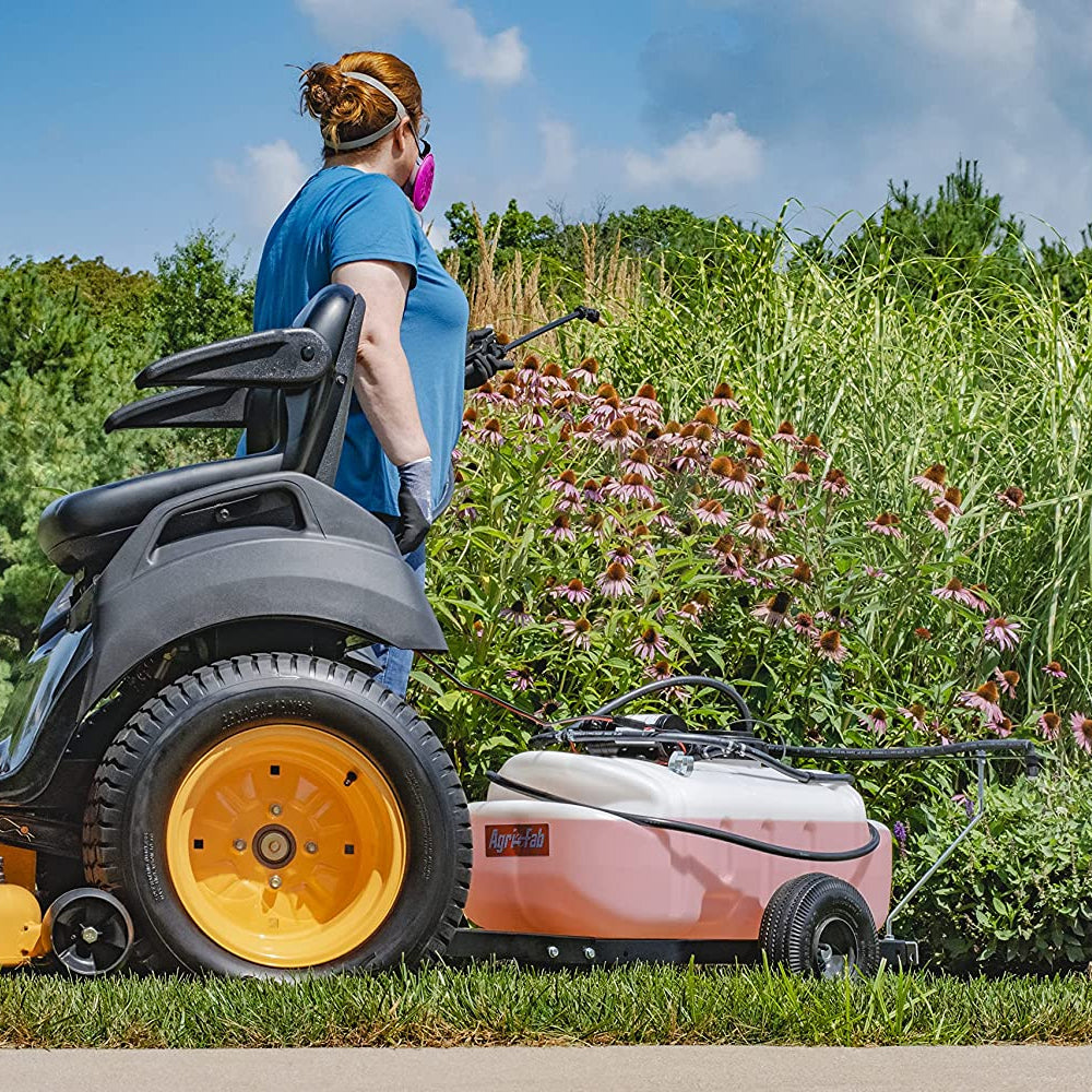 Agri-Fab 45-0587 Tow-Behind 56.7 Litre / 15 Gallon 'Pro' Sprayer Spray Width 60"