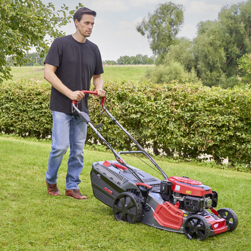 AL-KO Comfort 46.4 SPED-A 4-in-1 Self-Propelled Petrol Lawn Mower (Electric Start)