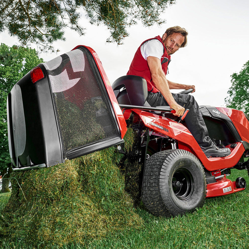 solo by AL-KO T 22-105 HD-A V2 Premium Hydrostatic Rear Collect Lawn Tractor