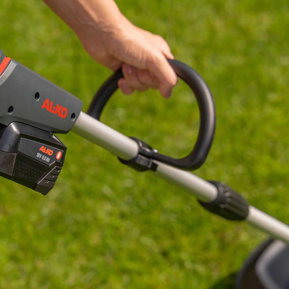 AL-KO AR 1835 18V Bosch Home & Garden Compatible Cordless Lawn Raker (with 2.5Ah Battery & Charger)