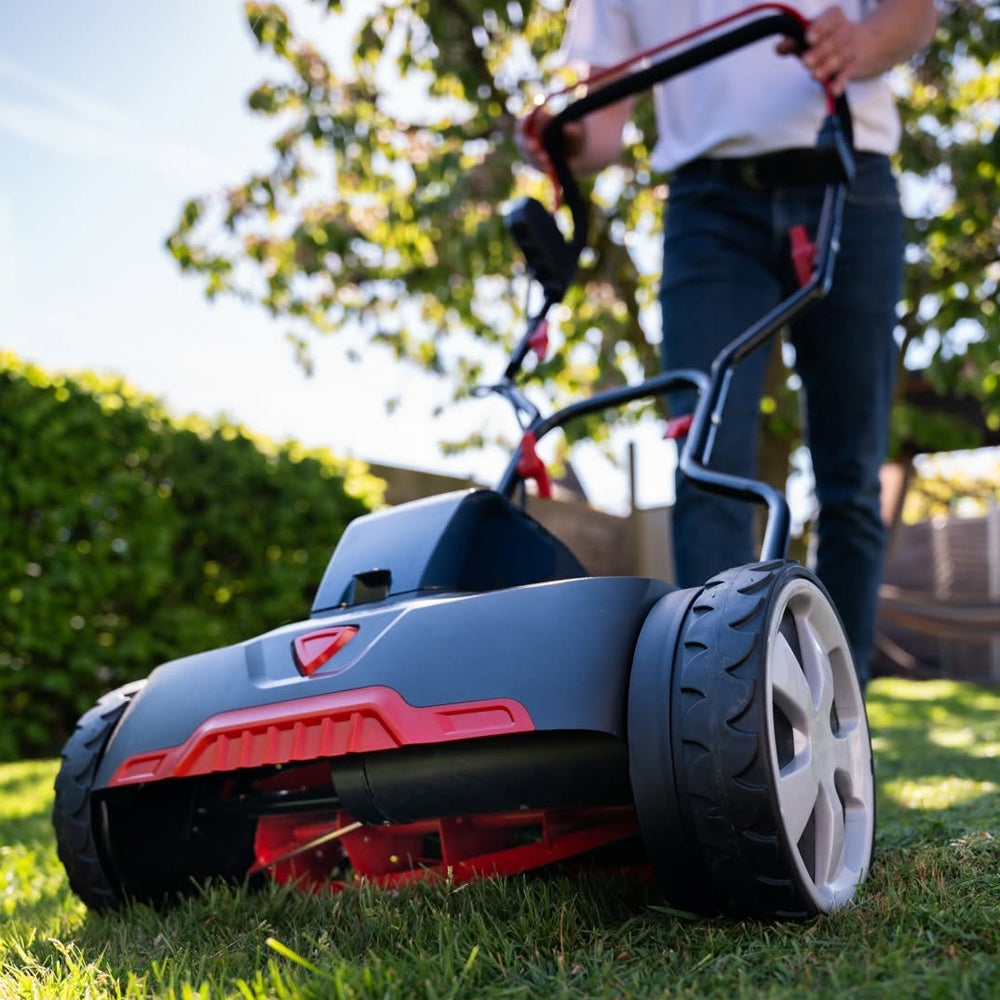 AL-KO Comfort 18V/36V RazorCut 38.6 Li Cordless Cylinder Mower (with 4Ah Battery & 4A Charger)