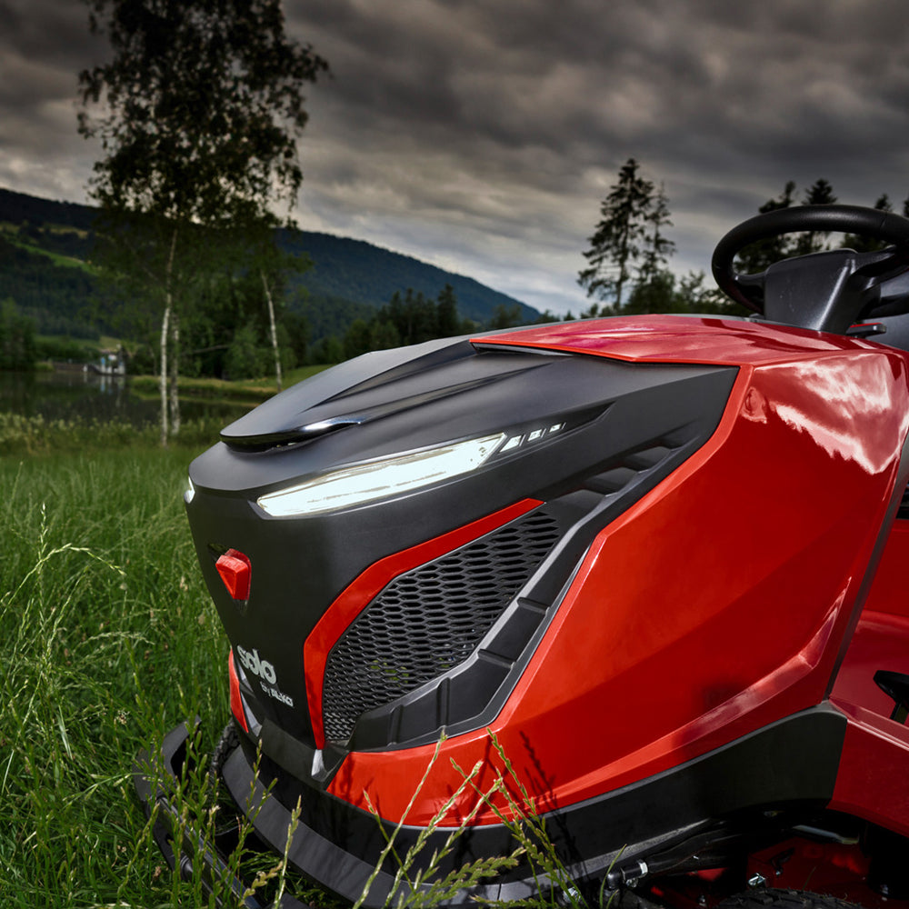 solo by AL-KO T 24-125 HD V2 Premium Hydrostatic Rear Collect Lawn Tractor