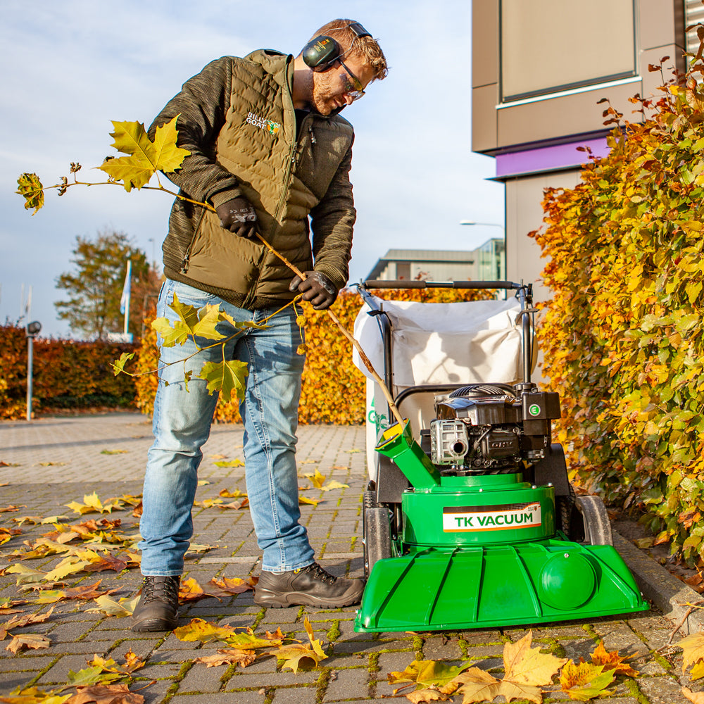 Billy Goat TKV601SP 6.5hp Self-Propelled Garden Vacuum with 2" Chipper