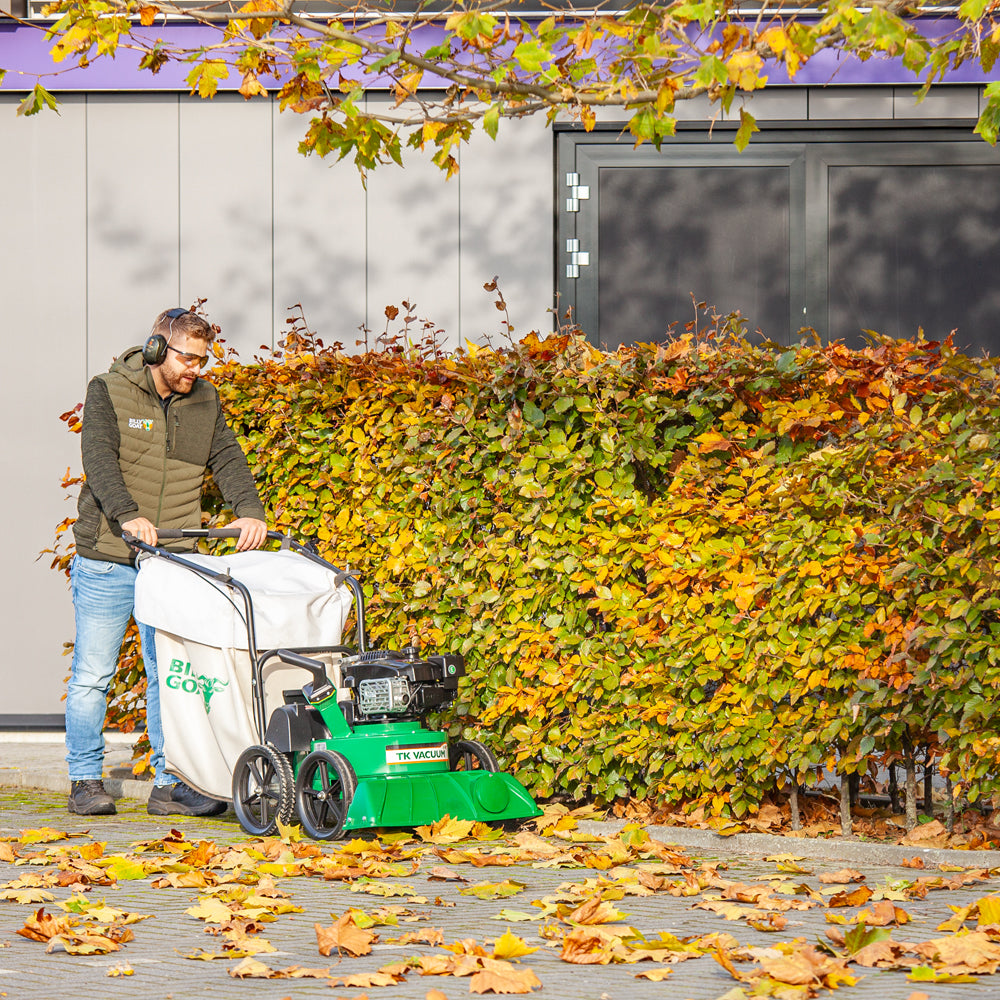 Billy Goat TKV601SP 6.5hp Self-Propelled Garden Vacuum with 2" Chipper