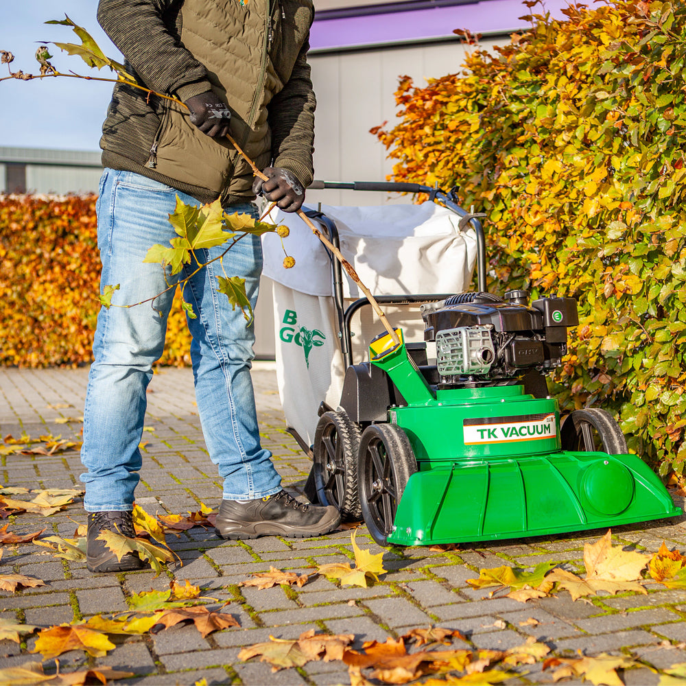 Billy Goat TKV601SP 6.5hp Self-Propelled Garden Vacuum with 2" Chipper