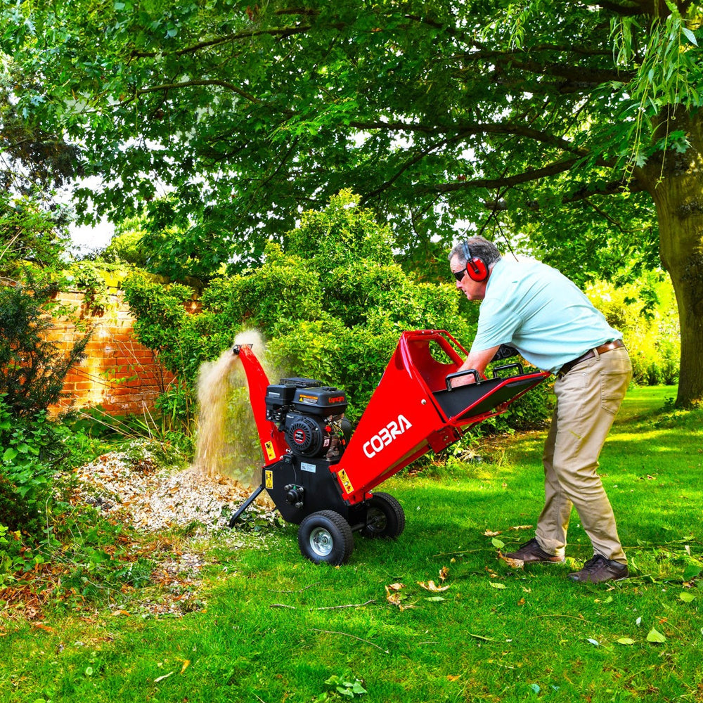 Cobra CHIP650L 3" Petrol Wood Chipper (Recoil Start)