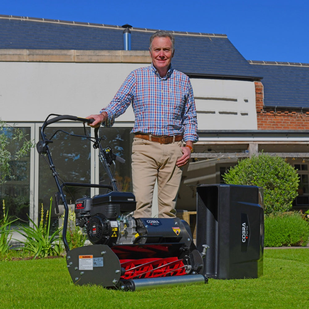 Cobra Fortis 20B 51cm/20" Self-Propelled Petrol Cylinder Lawn Mower