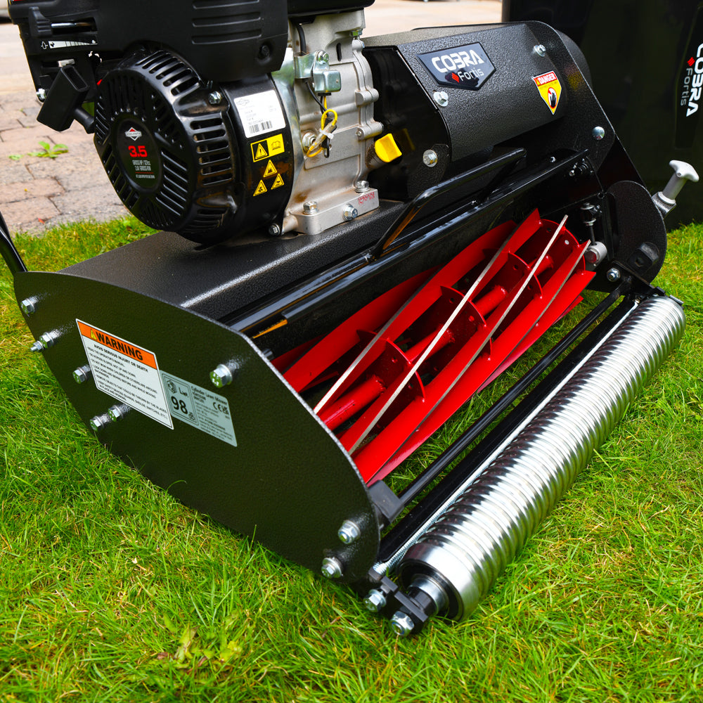 Cobra Fortis 25FTB 63cm/25" Fine Turf Self-Propelled Petrol Cylinder Lawn Mower