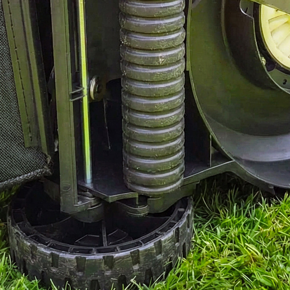 Cobra GTRM340 Electric Lawn Mower with Rear Roller