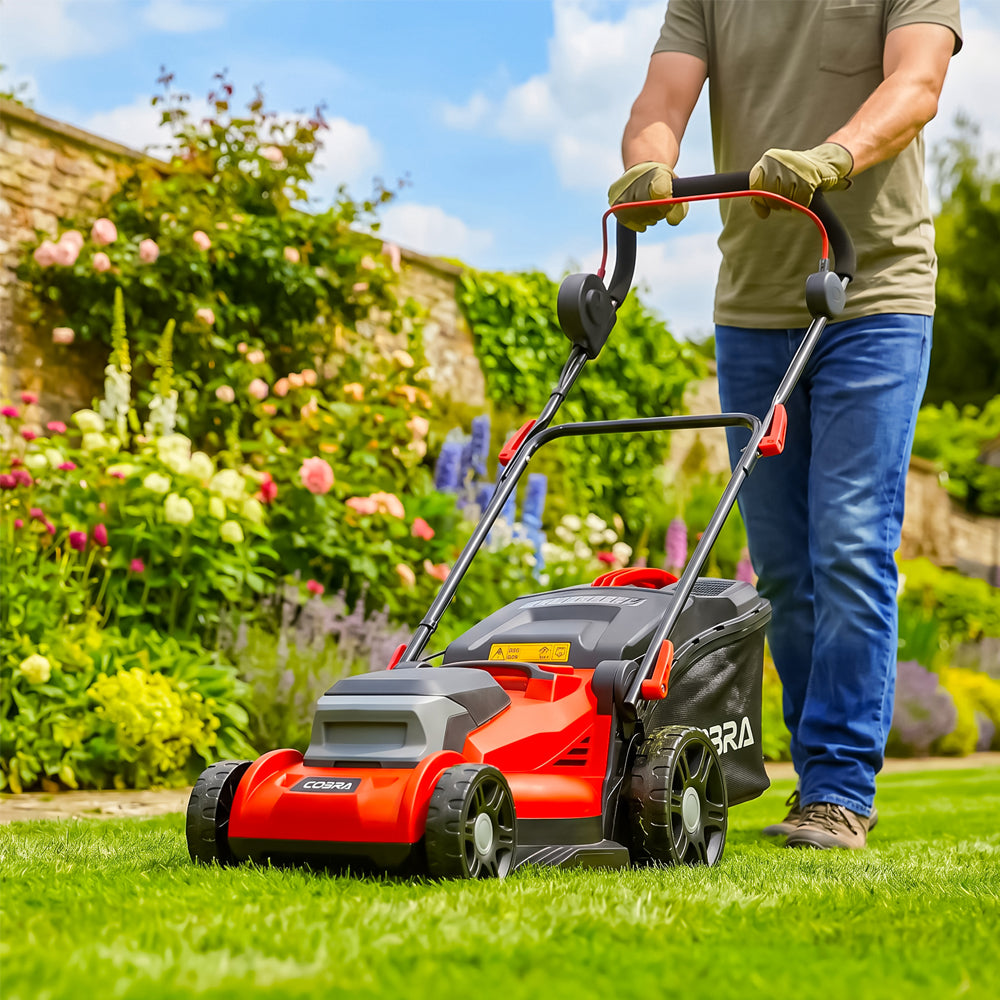 Cobra GTRM400 Electric Lawn Mower with Rear Roller