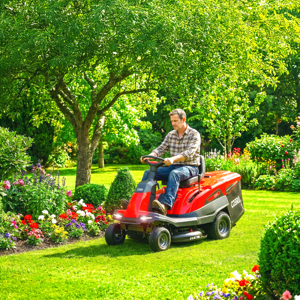 Cobra LT74HRL 29" Hydrostatic Rear Collect Ride-On Lawn Mower