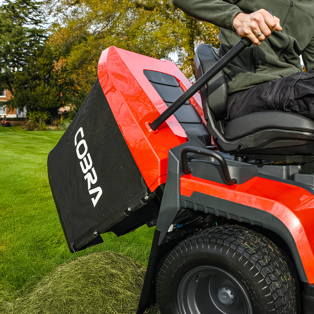 Cobra LTX102HR2L 40" Hydrostatic Rear Collect Lawn Tractor