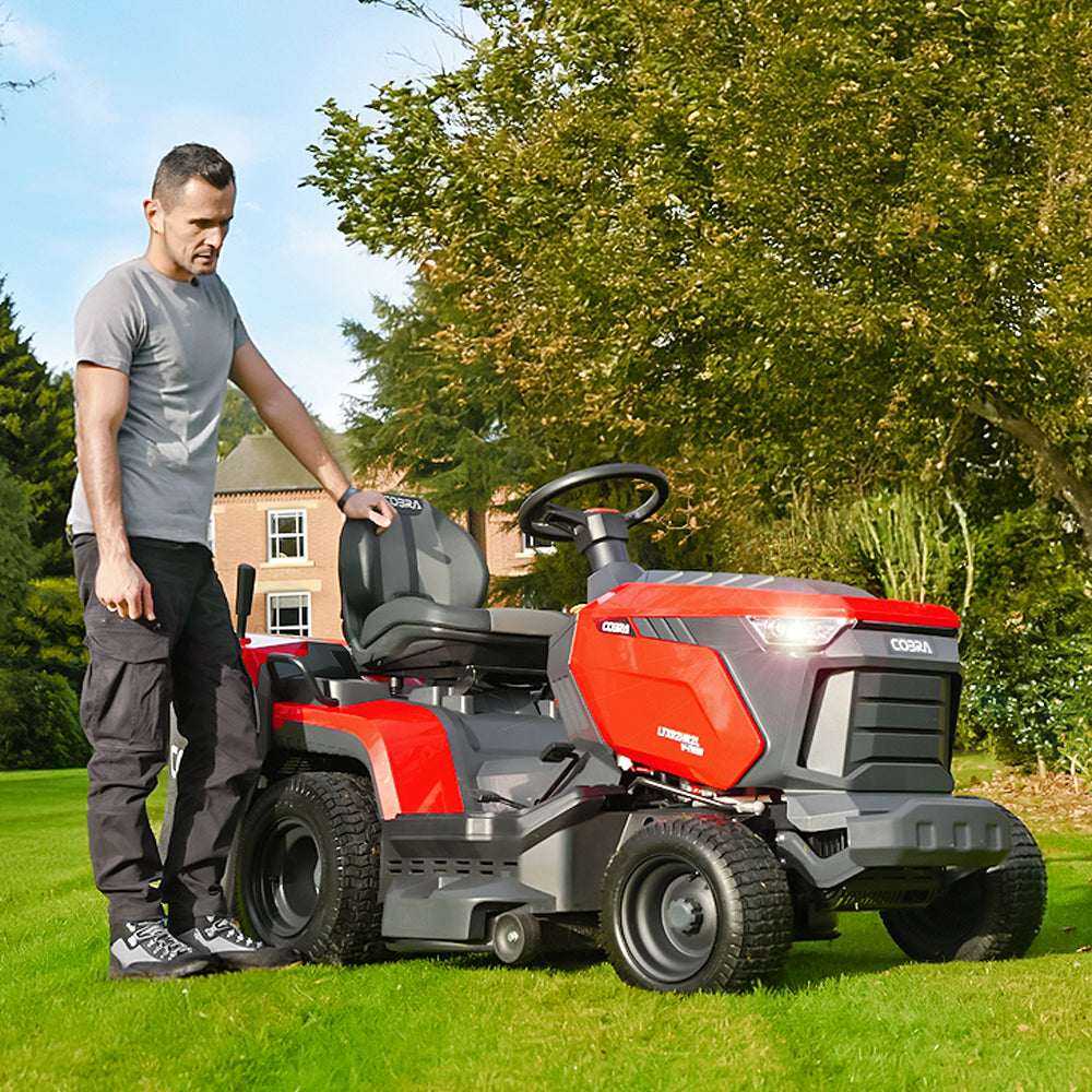 Cobra LTX102HR2L 40" Hydrostatic Rear Collect Lawn Tractor