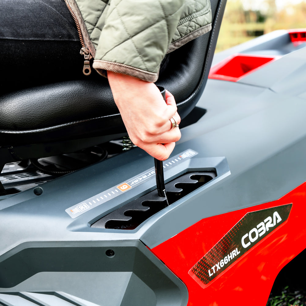 Cobra LTX66HRL 26" Hydrostatic Rear Collect Ride-On Lawn Mower