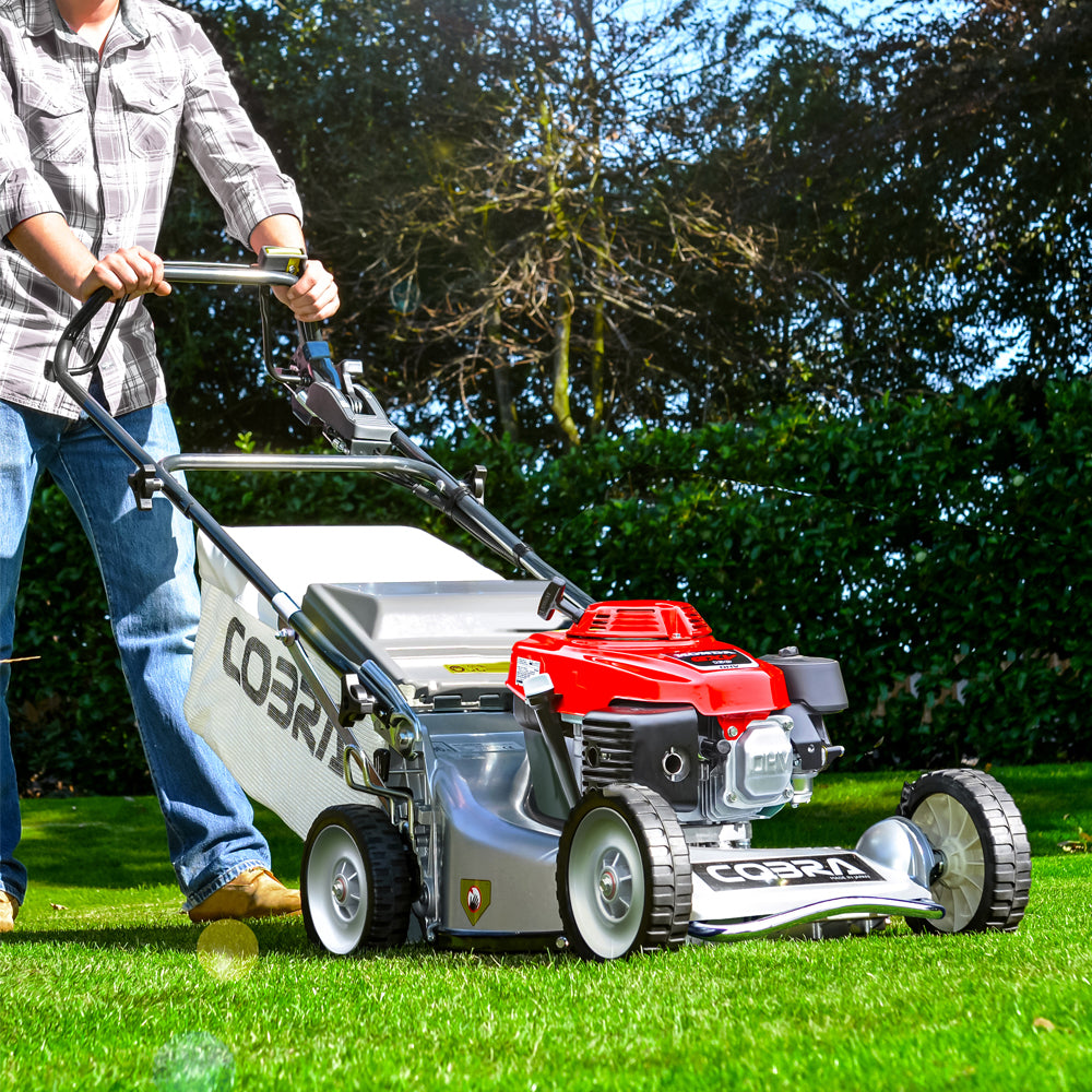 Cobra Pro M53HST-PRO Hydrostatic Petrol Lawn Mower
