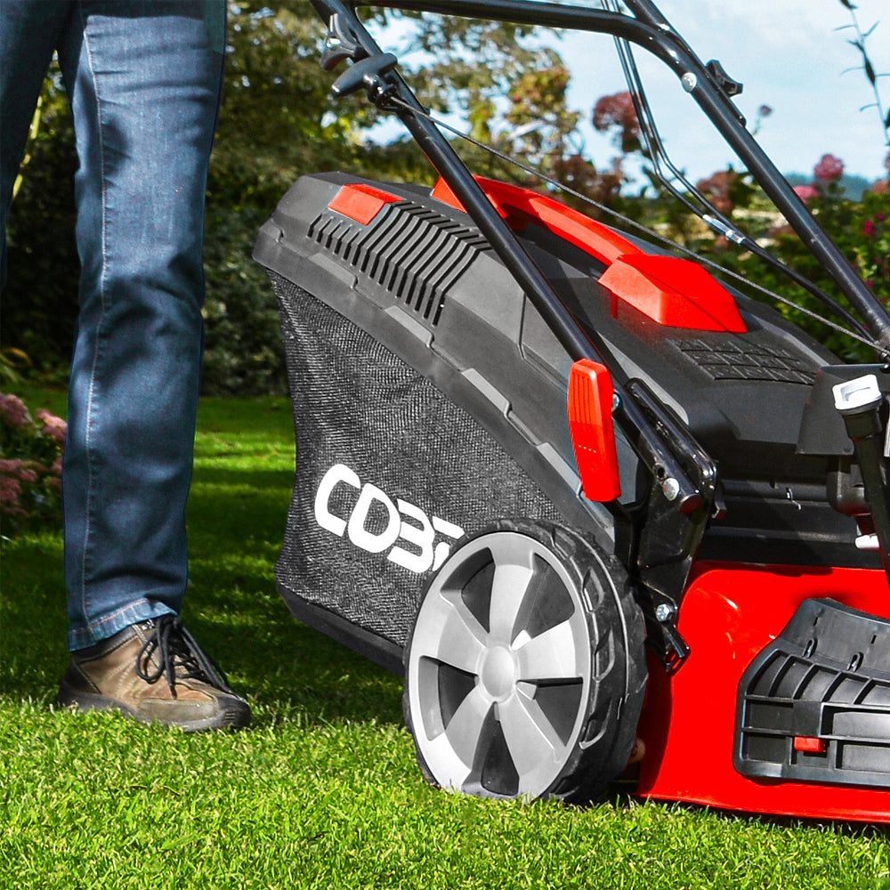 Cobra MX460SPC 4-in-1 Self-Propelled Petrol Lawn Mower
