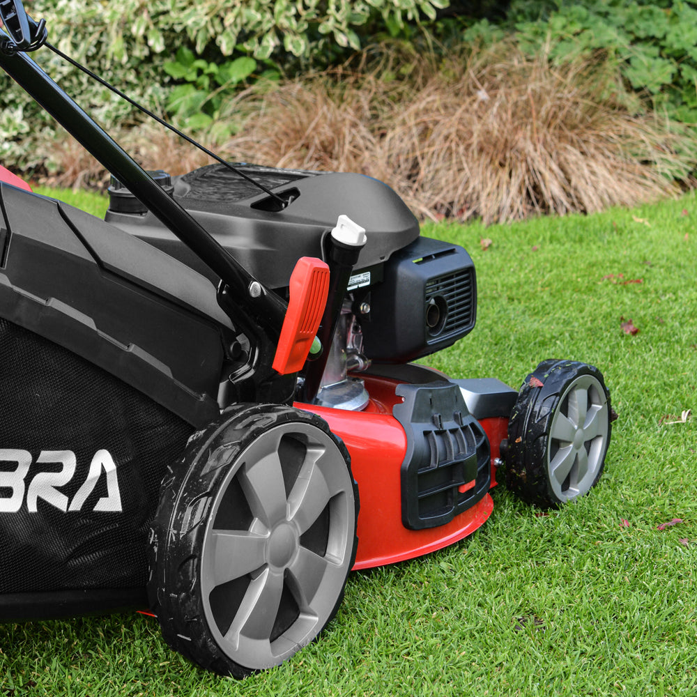 Cobra MX460SPH 4-in-1 Self-Propelled Petrol Lawn Mower