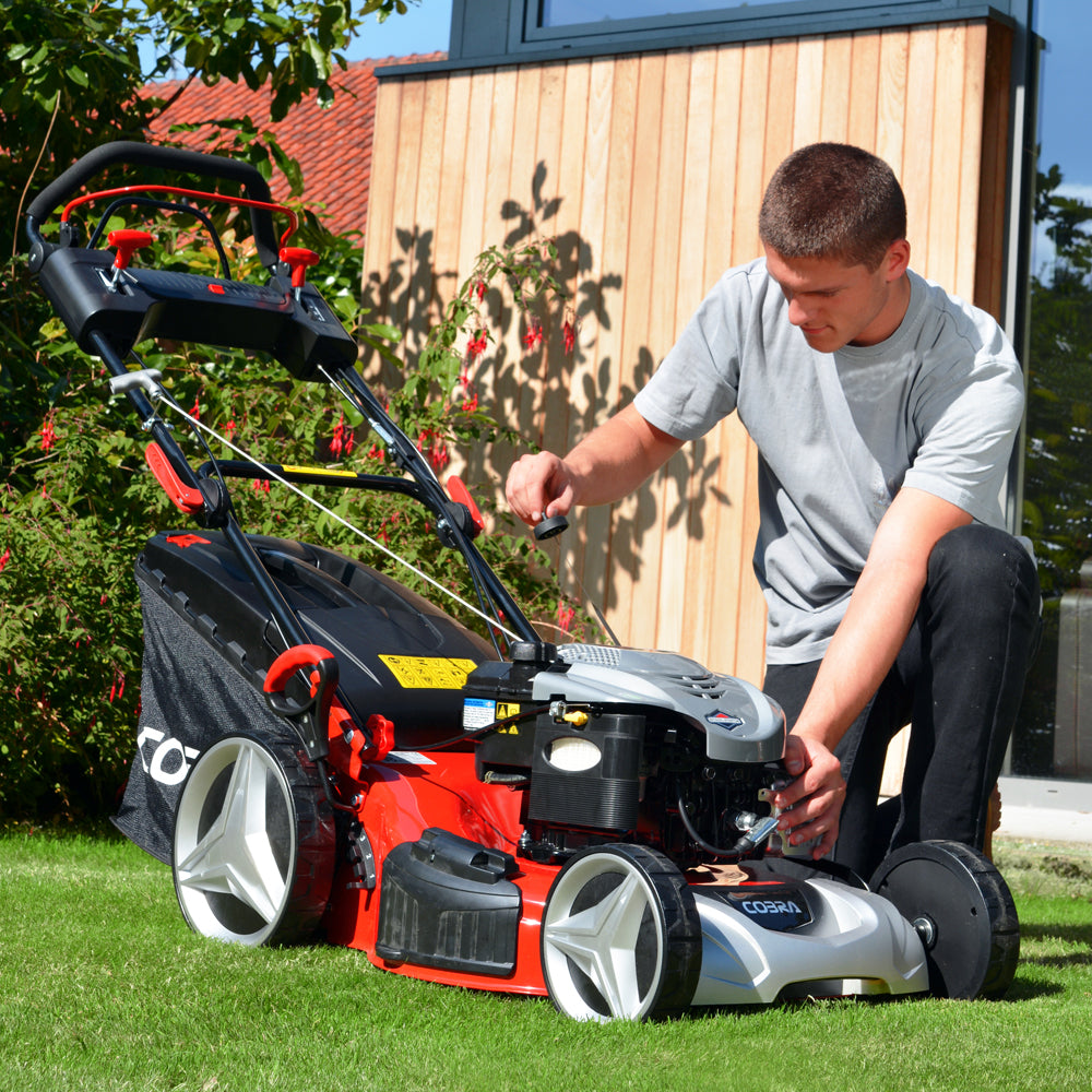 Cobra MX514SPB Premium 4-in-1 4-Speed Self-Propelled Petrol Lawn Mower