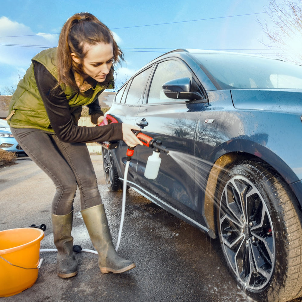 Cobra PW18024V 24V Cordless Pressure Washer (with 2Ah Battery & Charger)