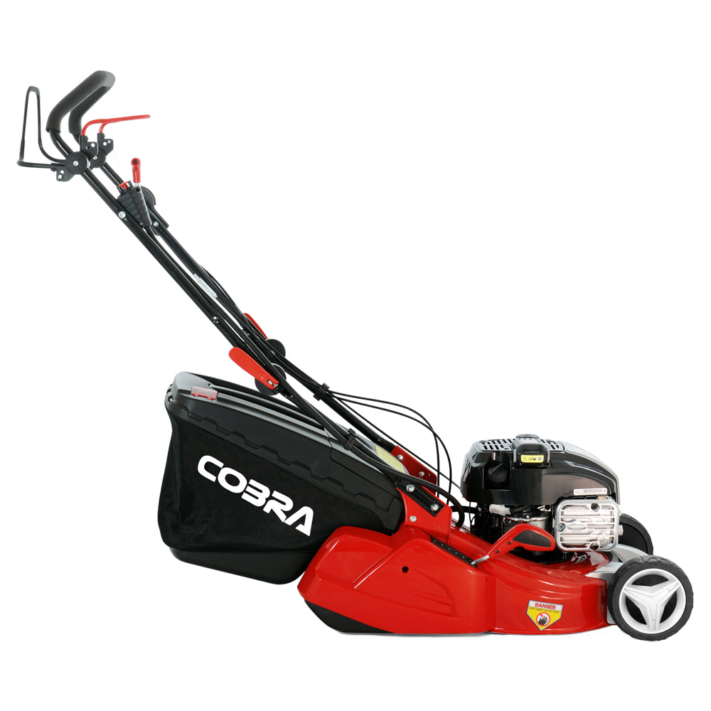 Cobra RM433SPBI 3-Speed Self-Propelled Rear Roller Petrol Lawn Mower