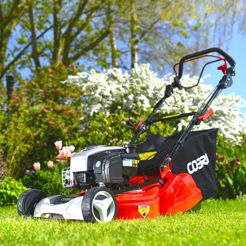 Cobra RM513SPBI 3-Speed Self-Propelled Rear Roller Petrol Lawn Mower