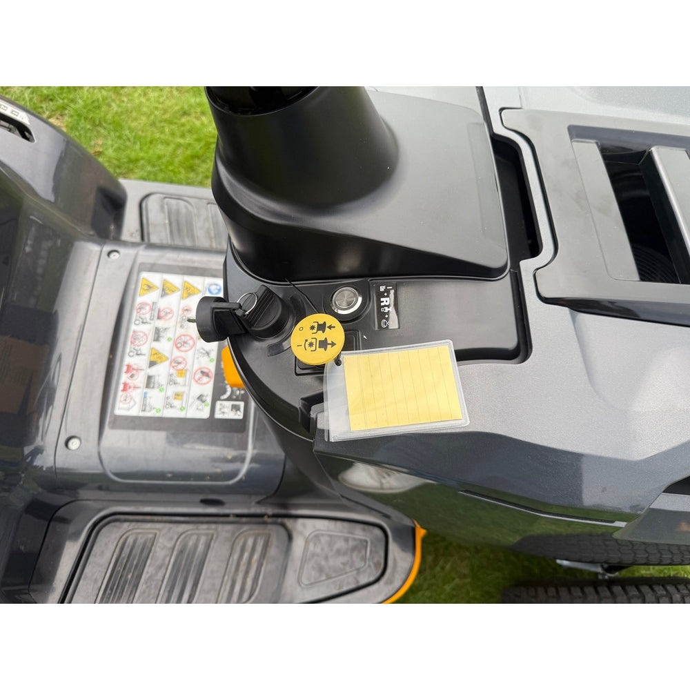 Cub Cadet LT1 R86 Force Series 86cm Manual Rear Collect Lawn Tractor