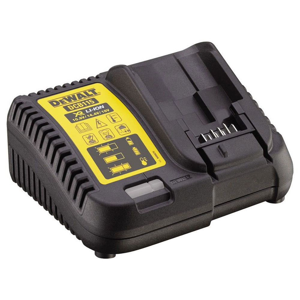 DeWalt DCM565P1-GB 18V XR 30cm Cordless Chainsaw (with 5Ah Battery & Charger)
