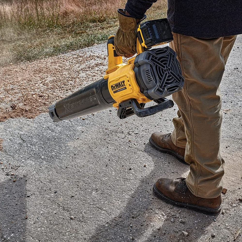 DeWalt DCMBL562P1-GB 18V XR Cordless Axial Blower (with 5Ah Battery & Charger)