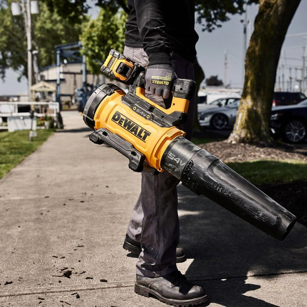 DeWalt DCMBL777X1-GB 54V XR FLEXVOLT Cordless Axial Blower (with 9Ah Battery & Fast Charger)