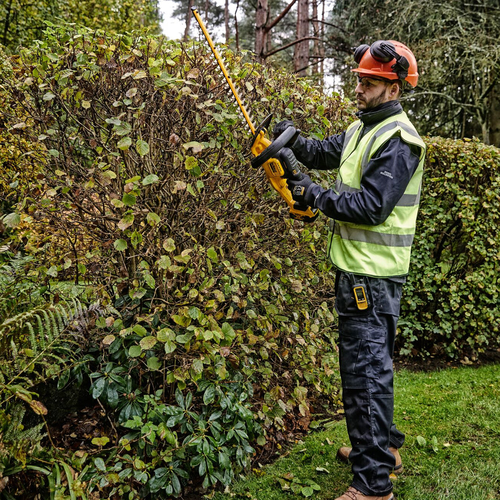 DeWalt DCMHT563N-XJ 18V XR Cordless Hedge Trimmer (Tool Only)