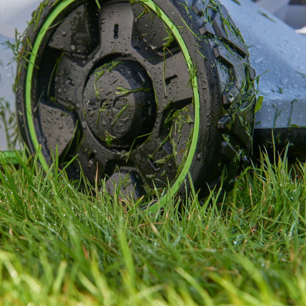 EGO Power+ LM2135E-SP 56V Poly Deck Variable Speed Cordless Lawn Mower (with 7.5Ah Battery & Rapid Charger)