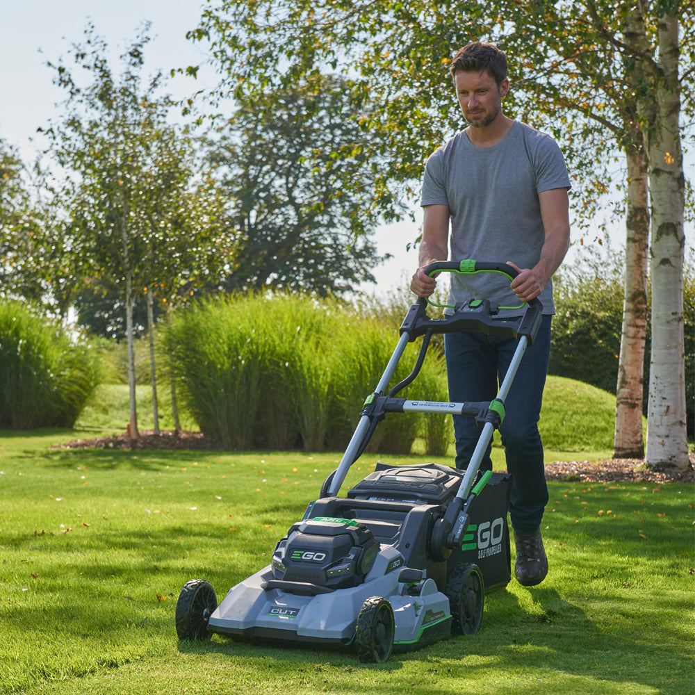 EGO Power+ LM2135E-SP 56V Poly Deck Variable Speed Cordless Lawn Mower (with 7.5Ah Battery & Rapid Charger)