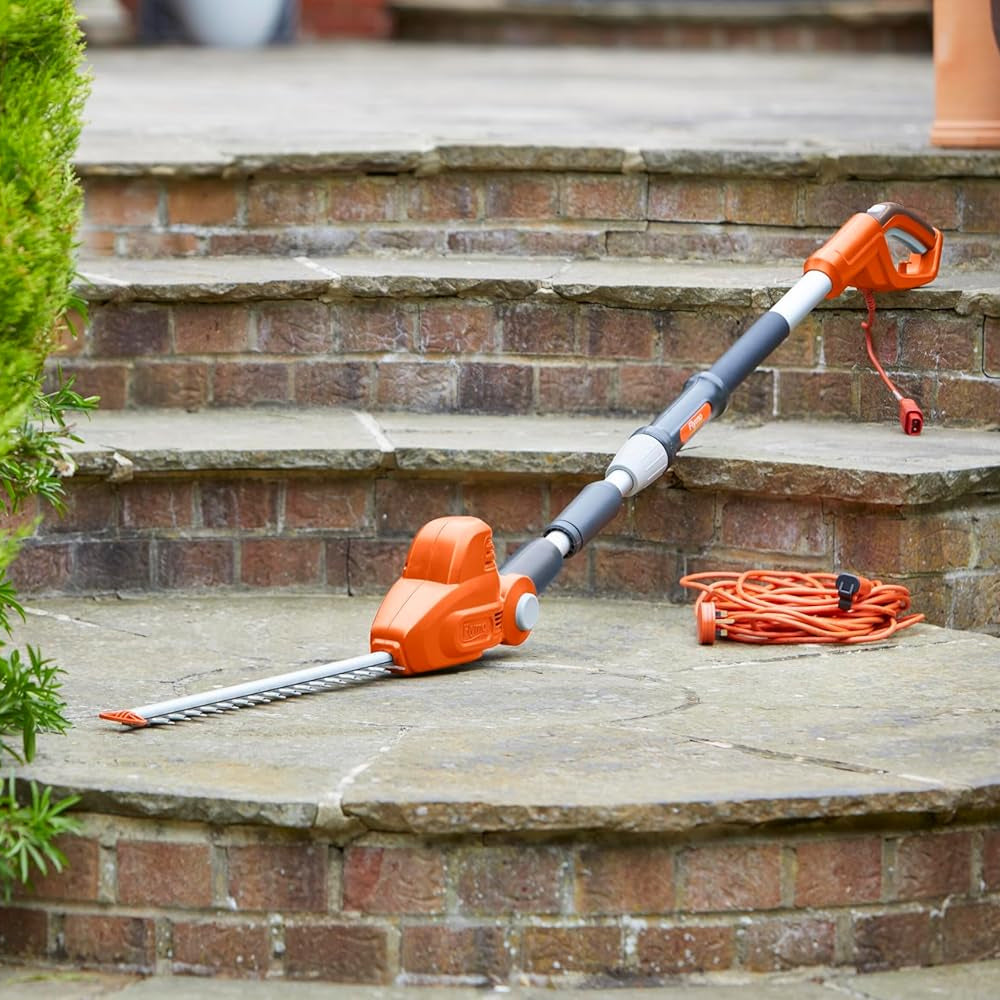 Flymo EasiCut Reach 480 Electric Hedge Trimmer