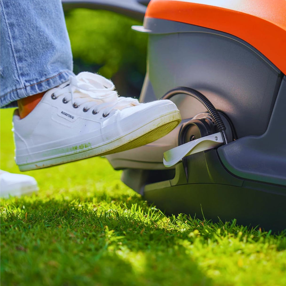 Flymo EasiHover 300 36V (18V+18V) Cordless Hover Mower (with 2 x 4Ah Batteries & Charger)