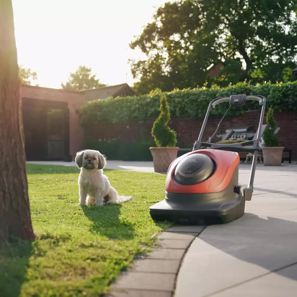 Flymo EasiHover 300 36V (18V+18V) Cordless Hover Mower (with 2 x 4Ah Batteries & Charger)