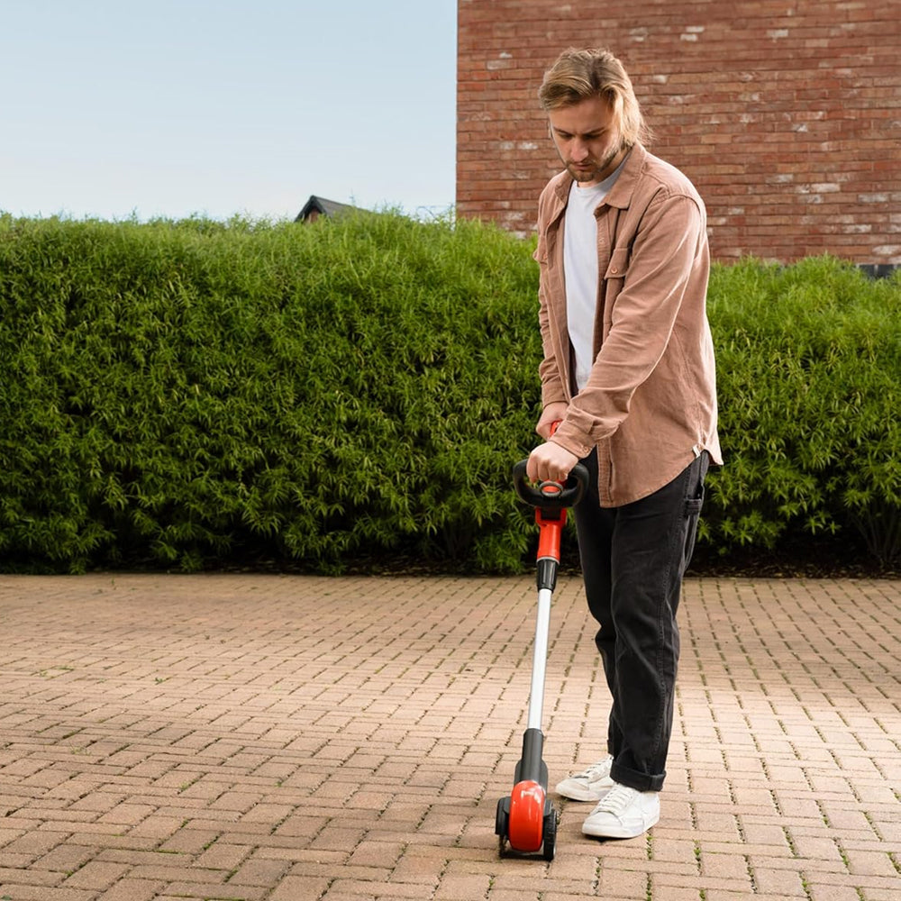 Flymo EasiWeeder 18V Cordless Weed Brush (with 2.5Ah Battery & Charger)