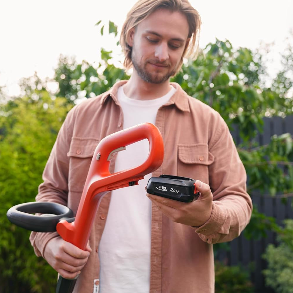 Flymo EasiWeeder 18V Cordless Weed Brush (with 2.5Ah Battery & Charger)