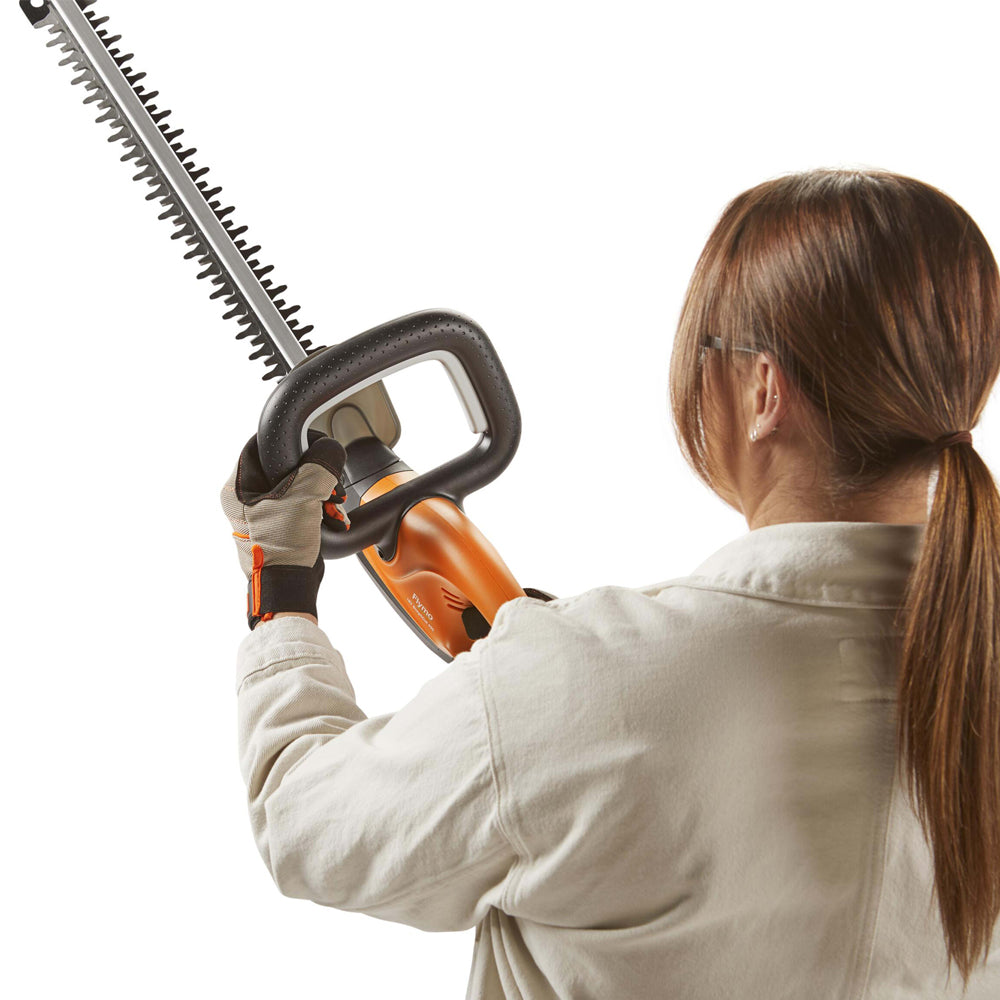 Flymo SimpliCut 450 18V Cordless Hedge Trimmer (with 2.0Ah Battery & Charger)