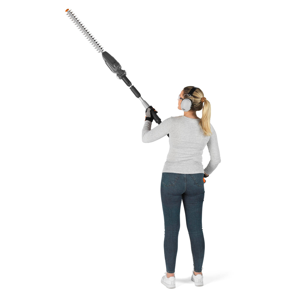 Flymo UltraReach 420 18V Cordless Pole Hedge Trimmer (with 2.5Ah Battery & Charger)