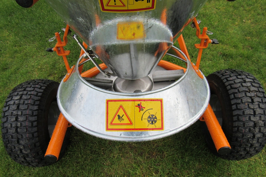 SCH GAM73GALV 73 Litre Galvanised Towed Salt Spreader