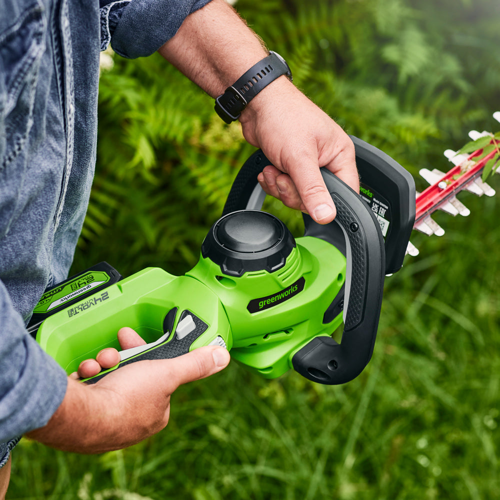 GreenWorks G24HT56II 24V Cordless Hedge Trimmer (Bare Tool)