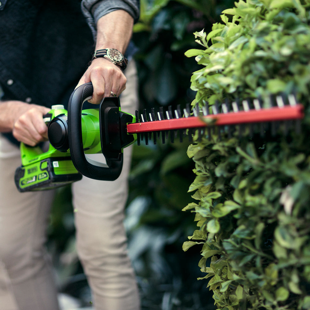 GreenWorks G40HT61 G-MAX 40V Cordless Hedge Trimmer (Bare Tool)