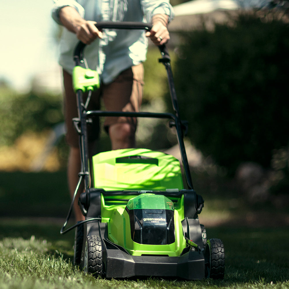 GreenWorks G40LM41K2X 2-in-1 G-MAX 40V Push Cordless Lawn Mower (with 2 x 2Ah Batteries and 2A Charger)