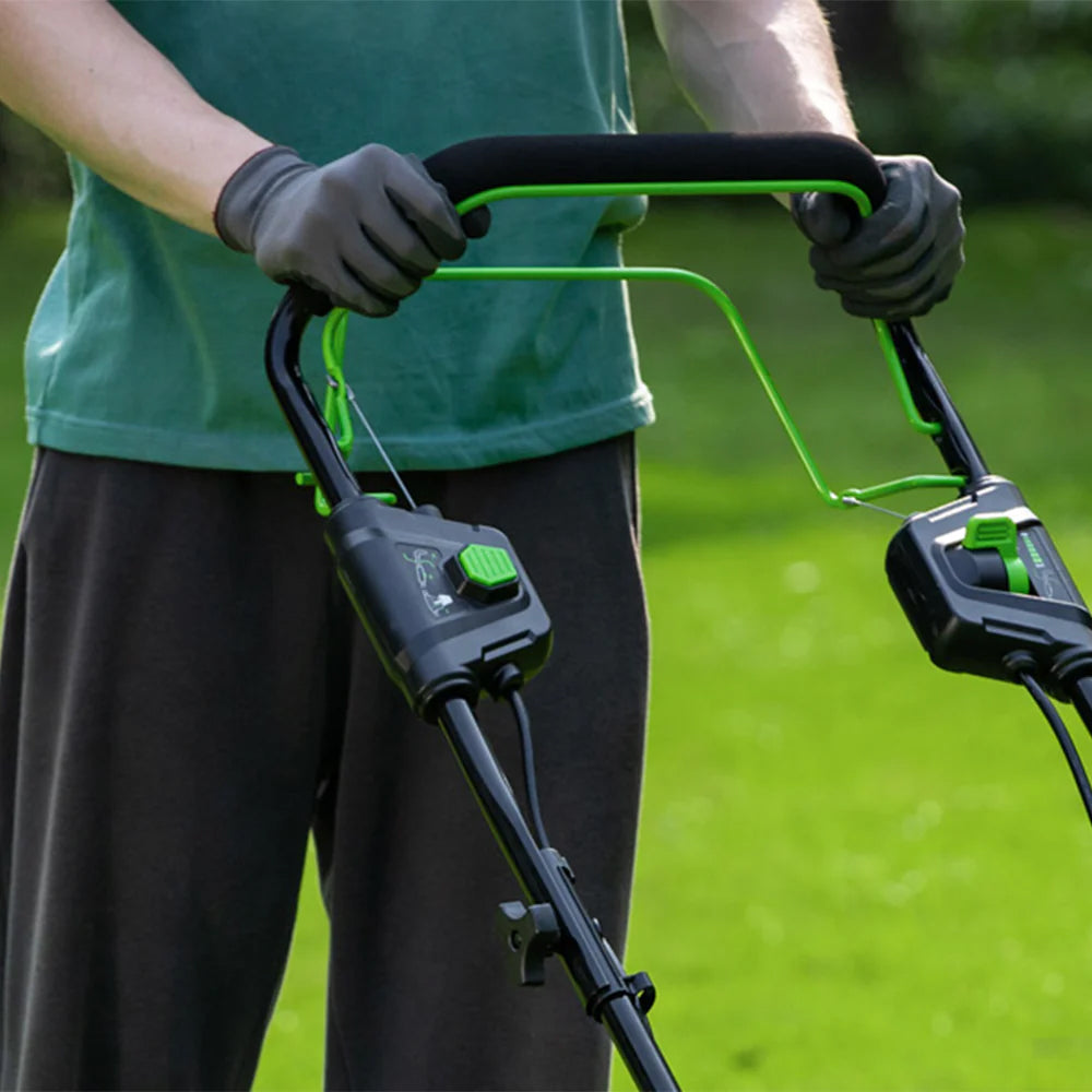 GreenWorks GD24X2LM46SPK4X 4-in-1 46cm 48V Self-Propelled Cordless Lawn Mower (with 2 x 4Ah Batteries & Twin 4A Charger)
